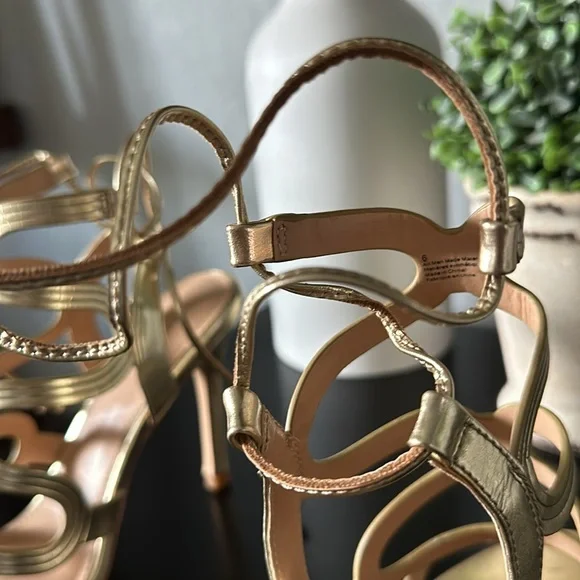 Express Brand Women’s Gold Lace Up High Heel - Size 6 - Picture 7 of 9